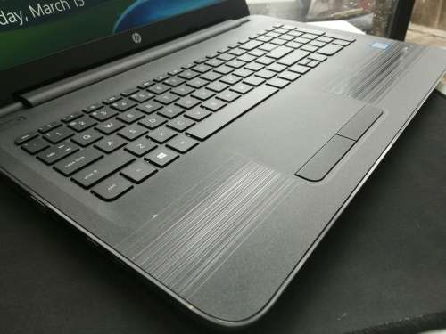**AS NEW**THE NEW HP 250 G5*6TH GEN i5*4GB RAM*500GB HDD*HD DISPLAY*DVD WRITER*